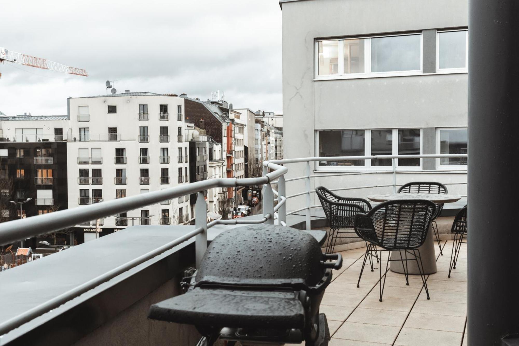 Апартаменти Lux Penthouse - Office, Terrace, Gym & Parking Люксембург Екстер'єр фото