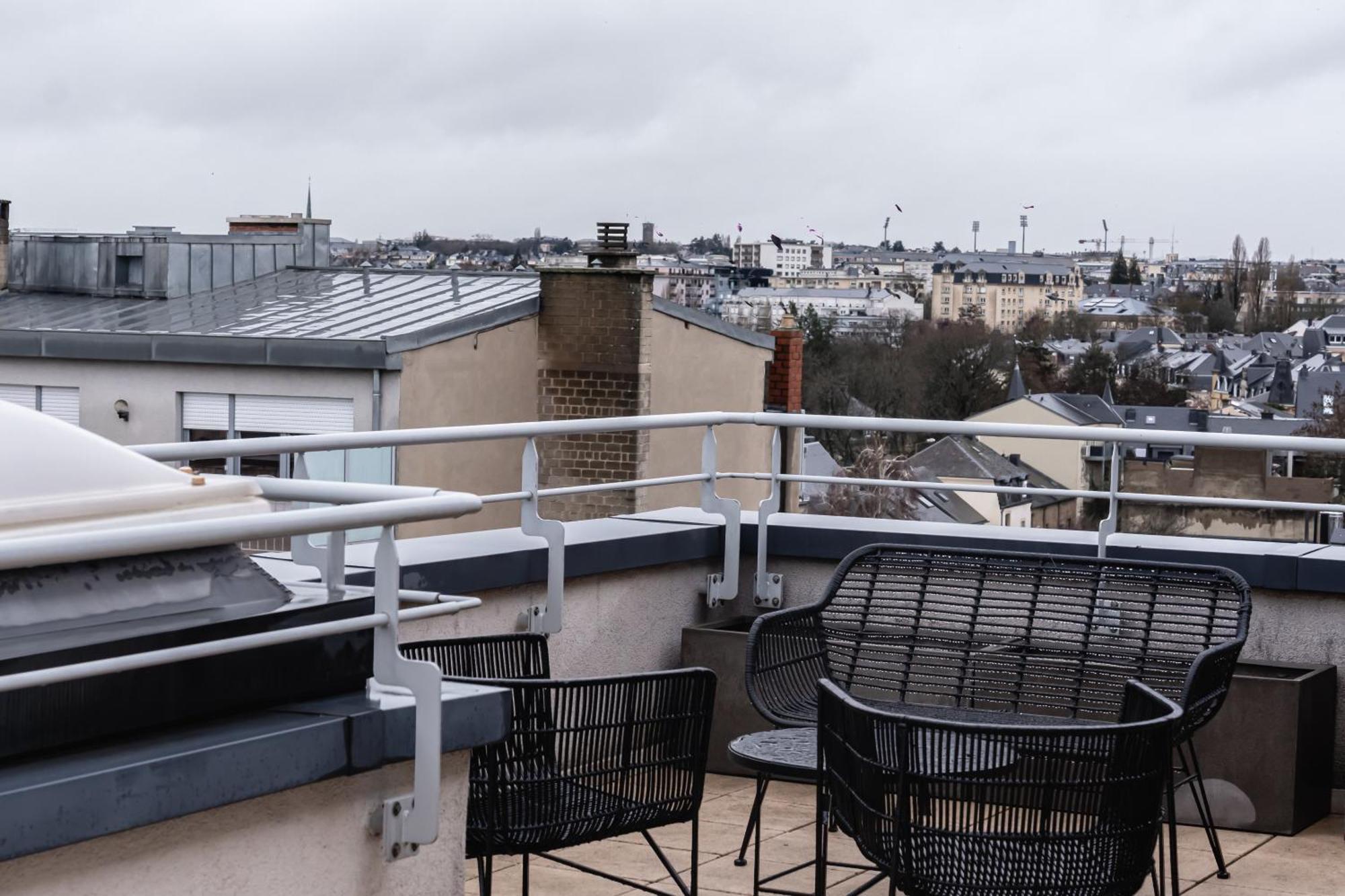 Апартаменти Lux Penthouse - Office, Terrace, Gym & Parking Люксембург Екстер'єр фото