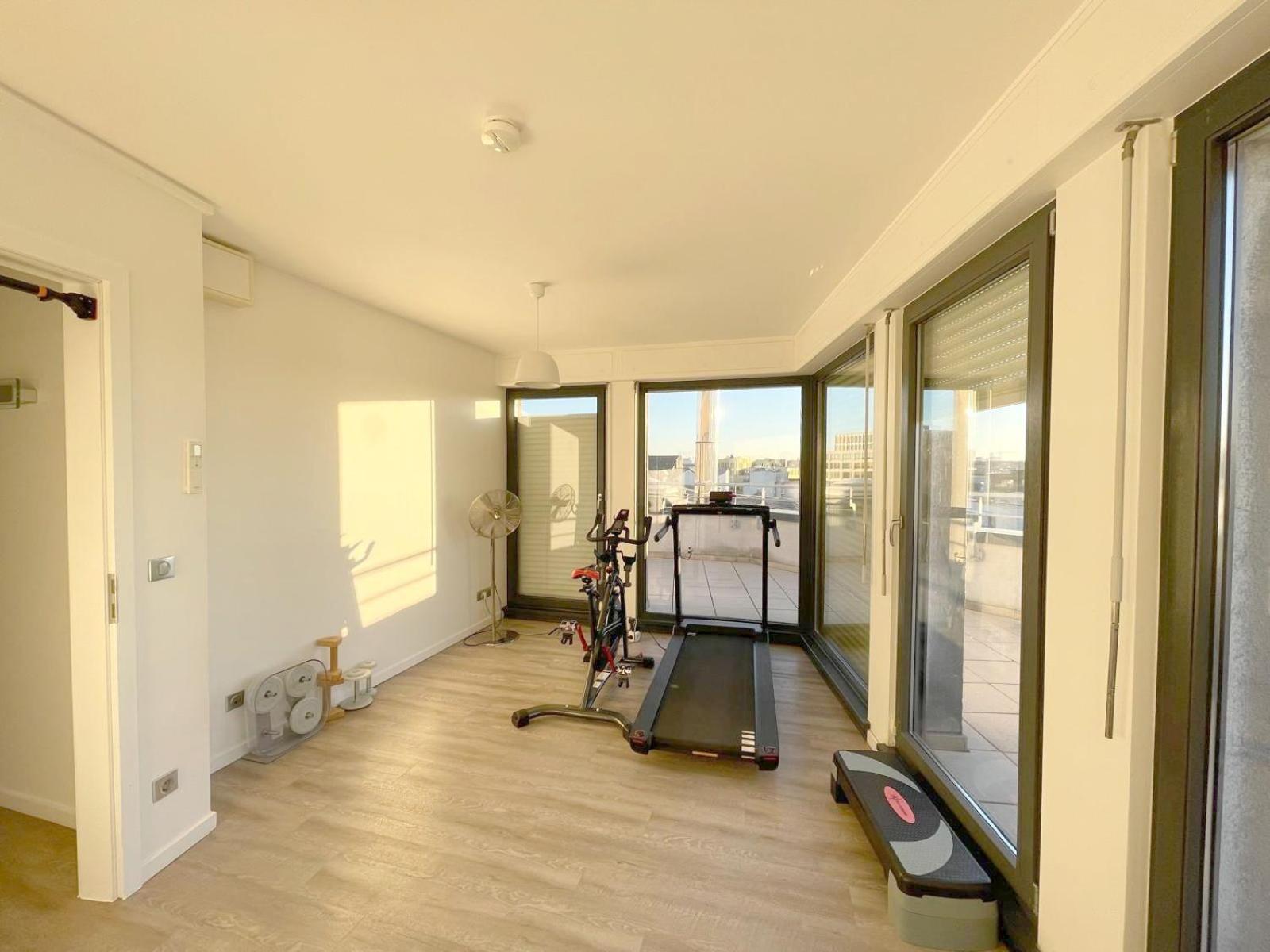 Апартаменти Lux Penthouse - Office, Terrace, Gym & Parking Люксембург Екстер'єр фото